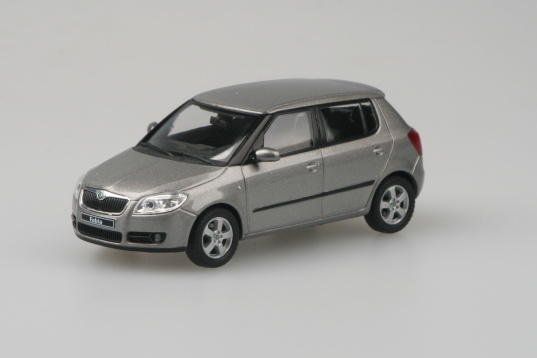 Skoda Fabia II (2006) Beige Cappuccino Metallic